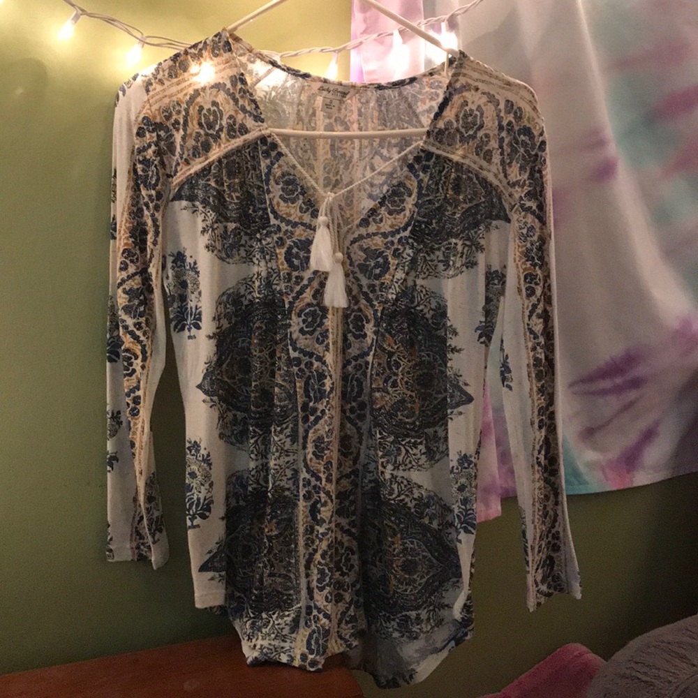 Long sleeve blouse